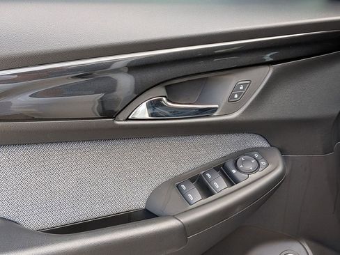 New 2026 Chevrolet TrailBlazer LT w/ Convenience Package FWD image 8