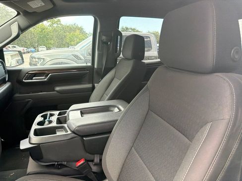 Used 2025 Chevrolet Silverado 1500 LT RWD image 10