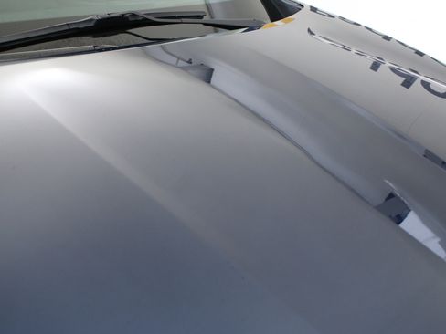 Used 2023 Chevrolet Traverse LT w/ LPO, Floor Liner Package image 13