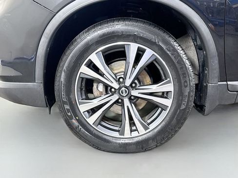 Used 2017 Nissan Rogue SL AWD/4WD image 32