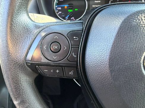 Used 2022 Toyota RAV4 LE AWD/4WD image 13