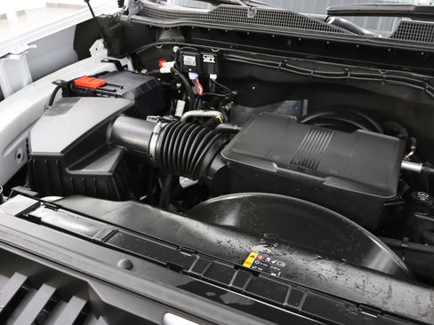 Used 2024 Chevrolet Silverado 3500 LT w/ Z71 Sport Edition image 24