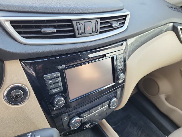Used 2016 Nissan Rogue SL FWD image 29
