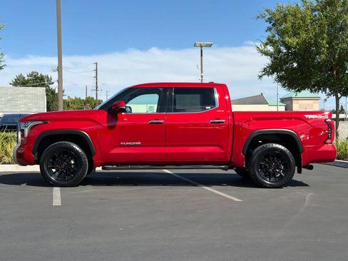 Used 2022 Toyota Tundra Limited w/ TRD Off-Road Package AWD/4WD image 9