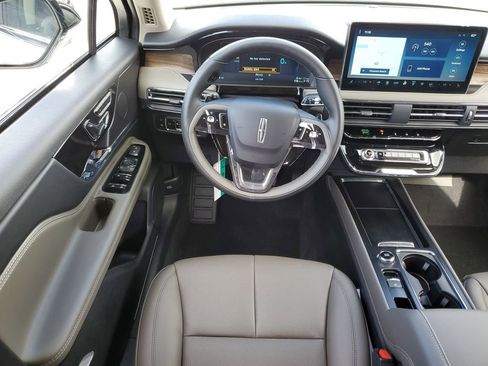 New 2026 Lincoln Corsair Grand Touring AWD/4WD image 16
