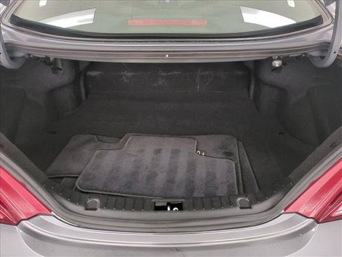 Used 2016 Hyundai Genesis 3.8 RWD image 6