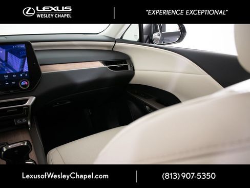Used 2024 Lexus RX 350 Premium w/ Convenience Package FWD image 17