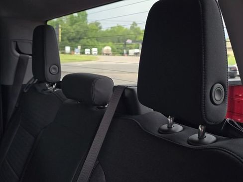 Used 2024 Chevrolet Silverado 1500 RST AWD/4WD image 38