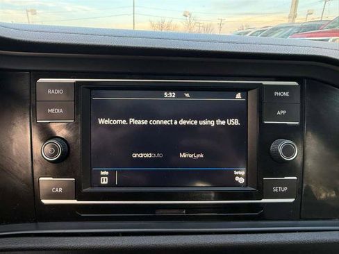 Used 2019 Volkswagen Jetta R-Line w/ R-Line Cold Weather Package image 37