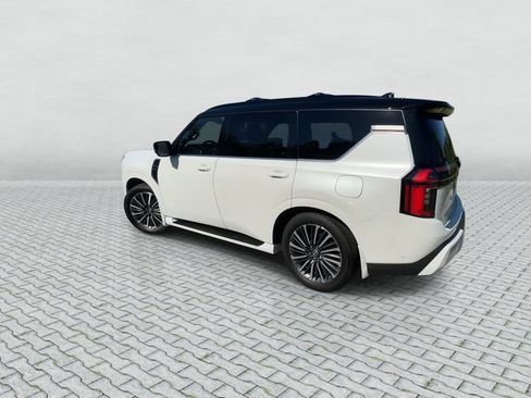 Certified 2025 Nissan Armada Platinum Reserve AWD/4WD image 6