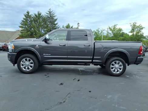 Used 2022 RAM 2500 Limited AWD/4WD image 4