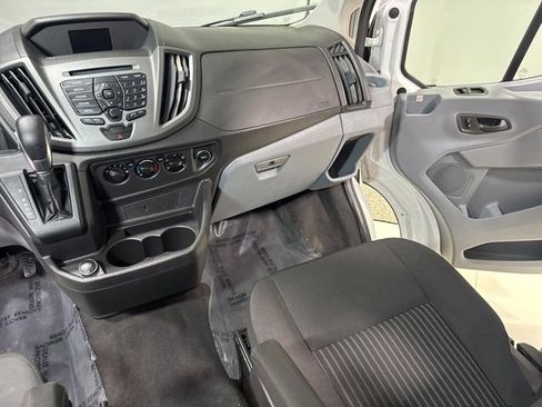 Used 2019 Ford Transit 350 XL image 18