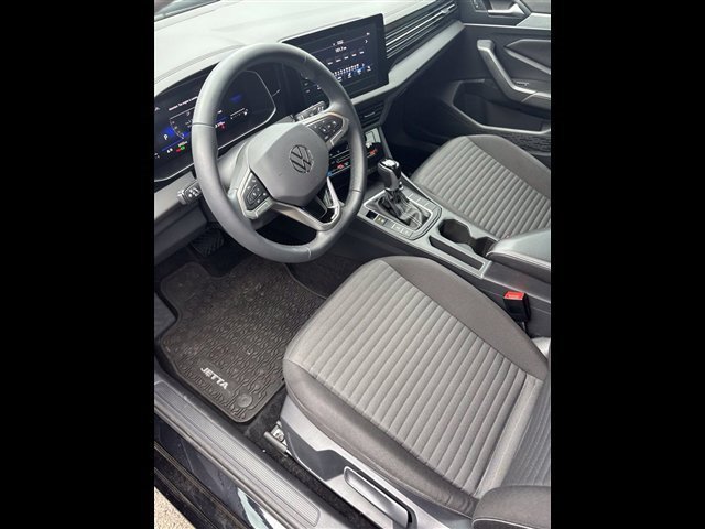 Used 2026 Volkswagen Jetta S FWD image 5