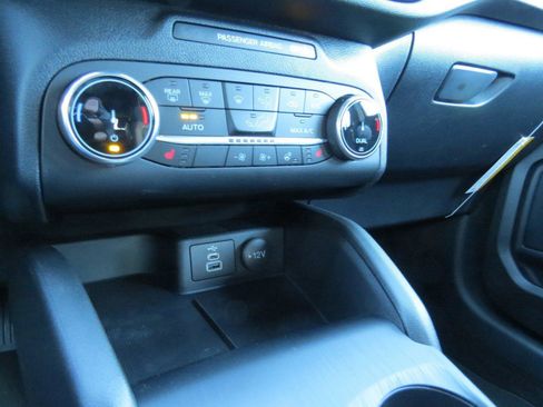 New 2025 Ford Escape ST-Line w/ Equipment Group 301A image 19