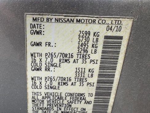 Used 2010 Nissan Frontier SE image 17