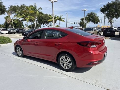 Used 2019 Hyundai Elantra SEL FWD image 12
