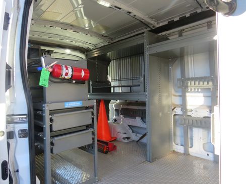 Used 2018 Ford Transit 350 148 Medium Roof image 29