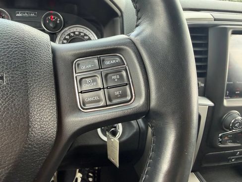 Used 2018 RAM 1500 Big Horn AWD/4WD image 39