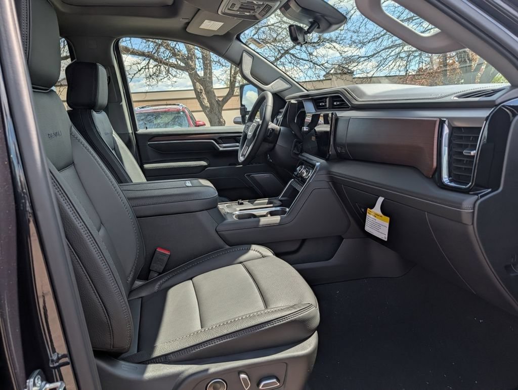 New 2026 GMC Sierra 3500 Denali w/ Denali Reserve Package AWD/4WD image 24