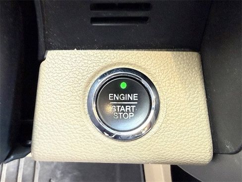 Used 2016 Ford F150 Lariat image 25