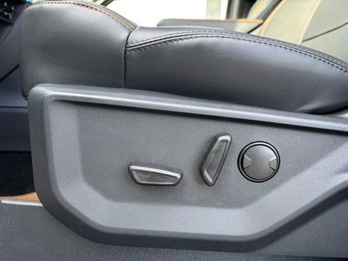 New 2026 Ford Expedition Tremor image 11