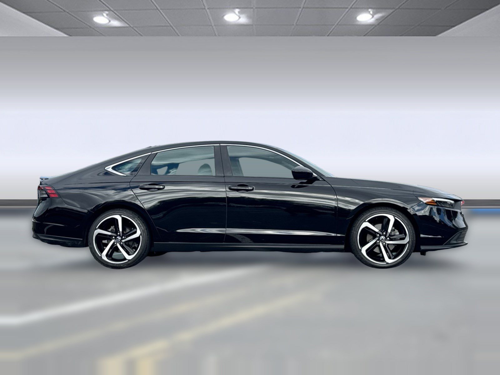 Used 2024 Honda Accord Sport image 7