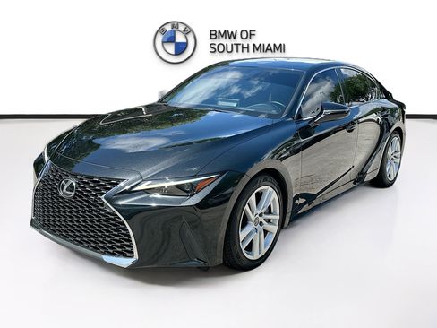 Used 2022 Lexus IS 300 w/ Accessory Package RWD image 3