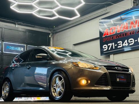 Used 2012 Ford Focus Titanium FWD image 1
