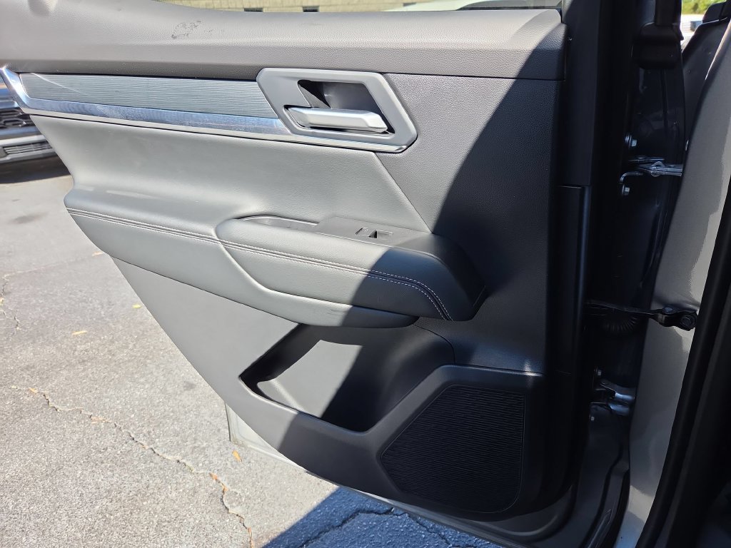 Used 2026 GMC Terrain Elevation FWD image 27