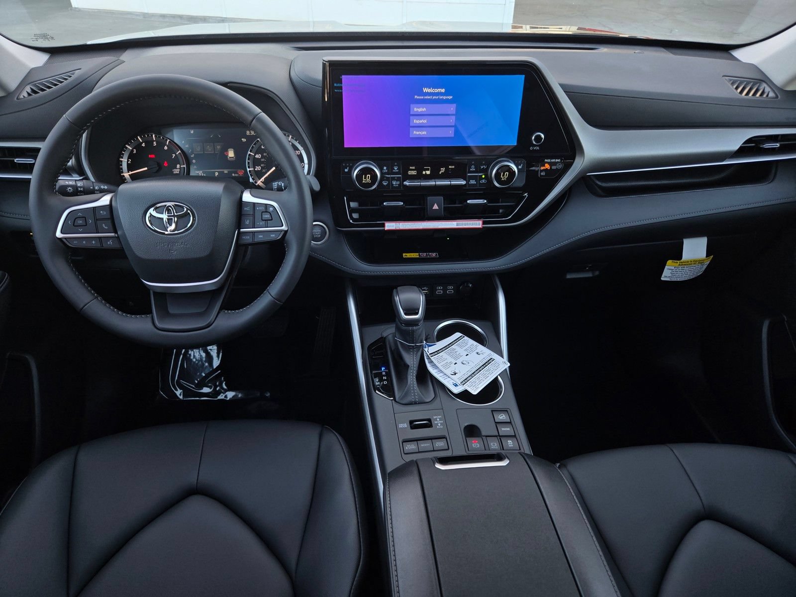 Certified 2026 Toyota Highlander XLE AWD/4WD image 14