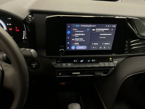 Used 2026 Toyota Camry LE image 7