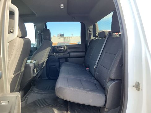 Used 2023 Chevrolet Silverado 2500 LT image 8