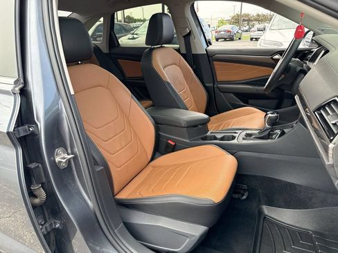 Used 2022 Volkswagen Jetta SEL FWD image 25