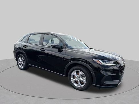 Used 2023 Honda HR-V LX image 41