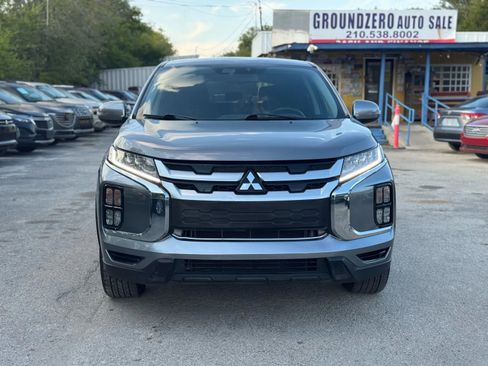 Used 2020 Mitsubishi Outlander Sport SE image 2