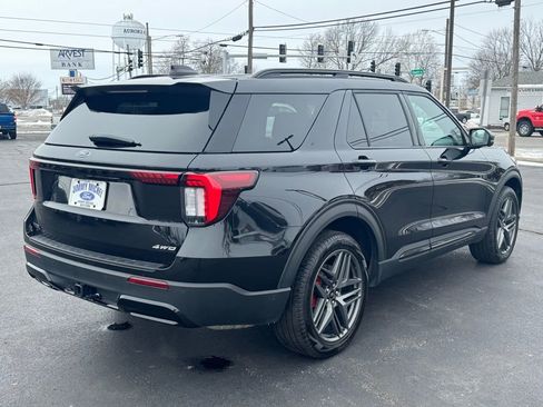 Used 2025 Ford Explorer ST-Line w/ ST-Line Street Pack image 23