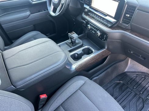 Used 2025 GMC Sierra 1500 Elevation AWD/4WD image 16
