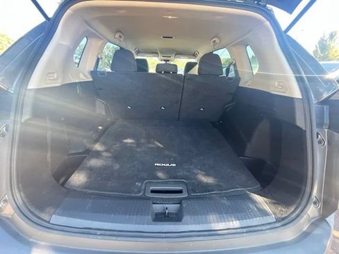 Used 2023 Nissan Rogue S AWD/4WD image 15