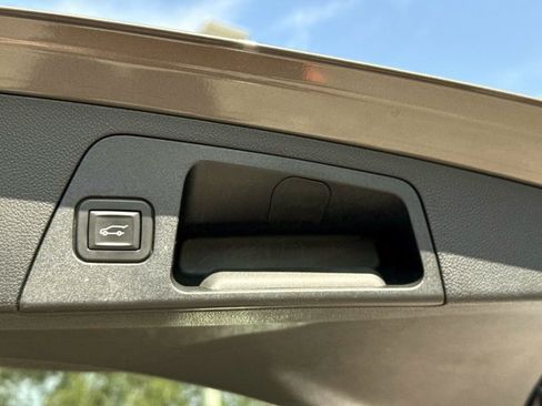 Used 2019 Buick Envision Preferred FWD image 12