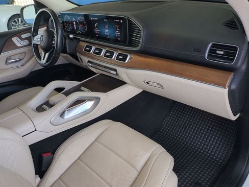 Used 2021 Mercedes-Benz GLS 450 4MATIC image 37