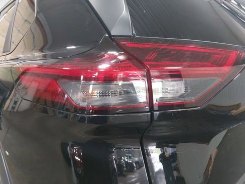 Used 2023 Nissan Rogue SV w/ SV Premium B Package AWD/4WD image 35