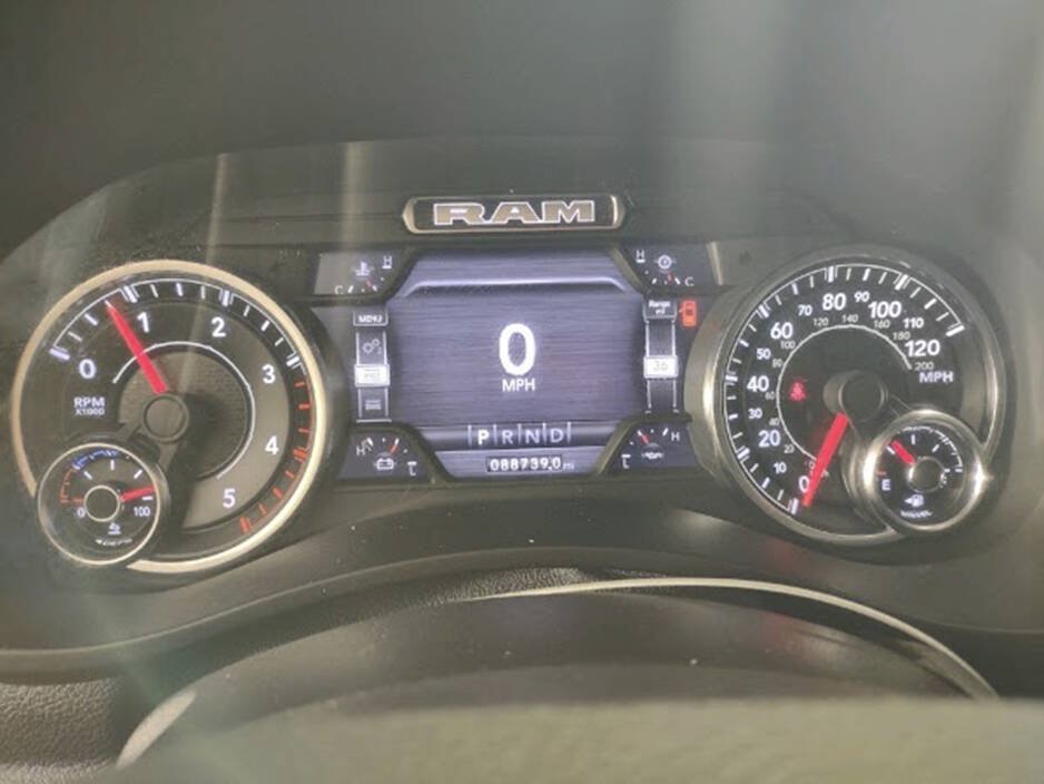 Used 2023 RAM 2500 Laramie AWD/4WD image 13