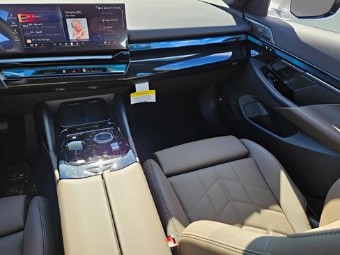 New 2026 BMW 530i w/ M Sport Package RWD image 13