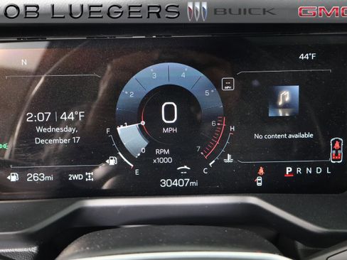 Certified 2024 GMC Acadia Denali image 32