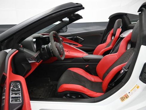 Used 2023 Chevrolet Corvette Stingray Premium Conv w/ Z51 Performance Package image 21