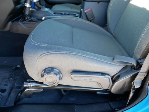 Used 2025 Jeep Wrangler Sport S w/ Convenience Group image 20