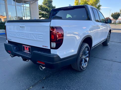 New 2025 Honda Ridgeline Sport image 6