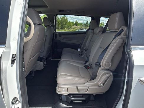 Used 2024 Honda Odyssey EX-L image 21