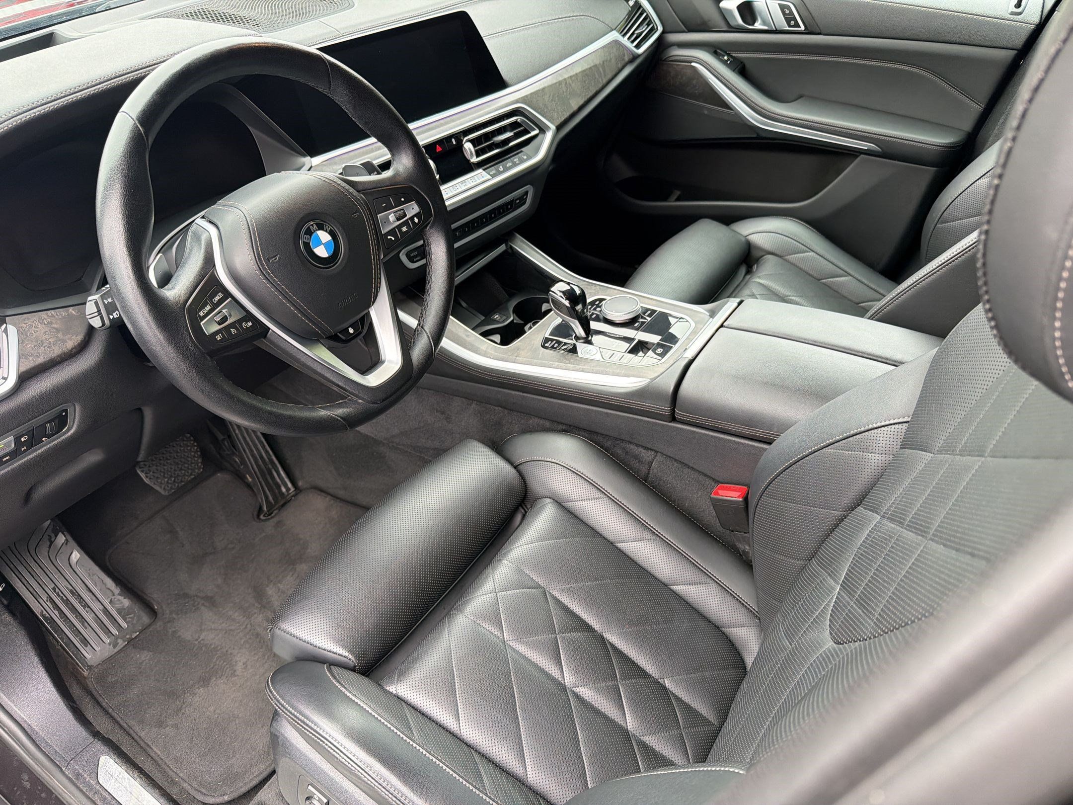 Used 2023 BMW X5 xDrive40i w/ Premium Package AWD/4WD image 4