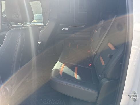 Used 2024 GMC Sierra 2500 AT4 w/ AT4 Premium Plus Package image 14